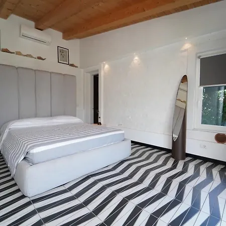 Secluded Retreat Overlooking The Hills Βίλα *